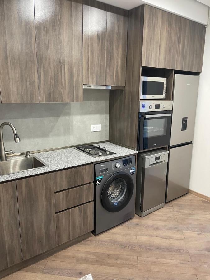Yerevan Downtown Luxe Lägenhet Exteriör bild