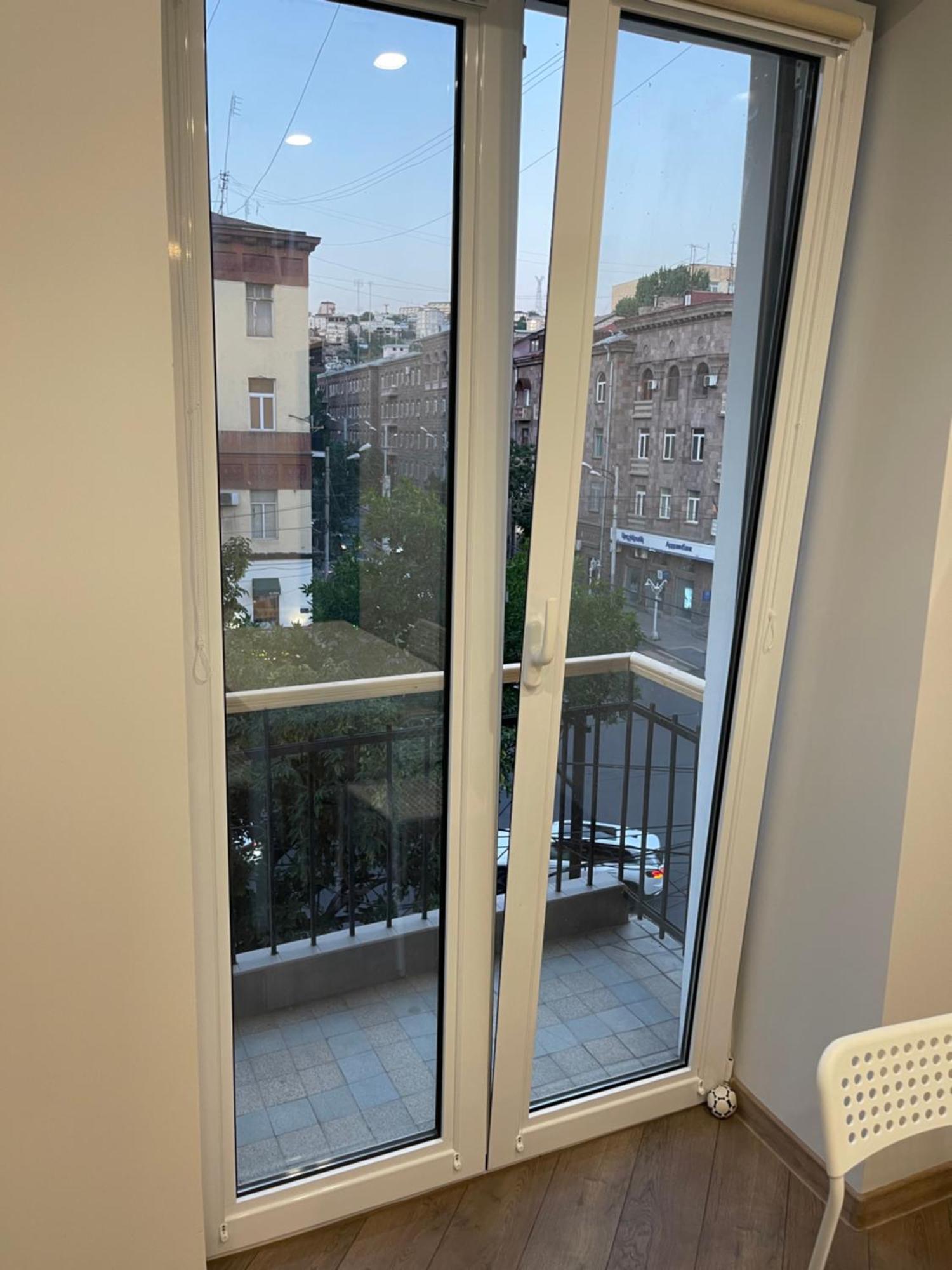 Yerevan Downtown Luxe Lägenhet Exteriör bild